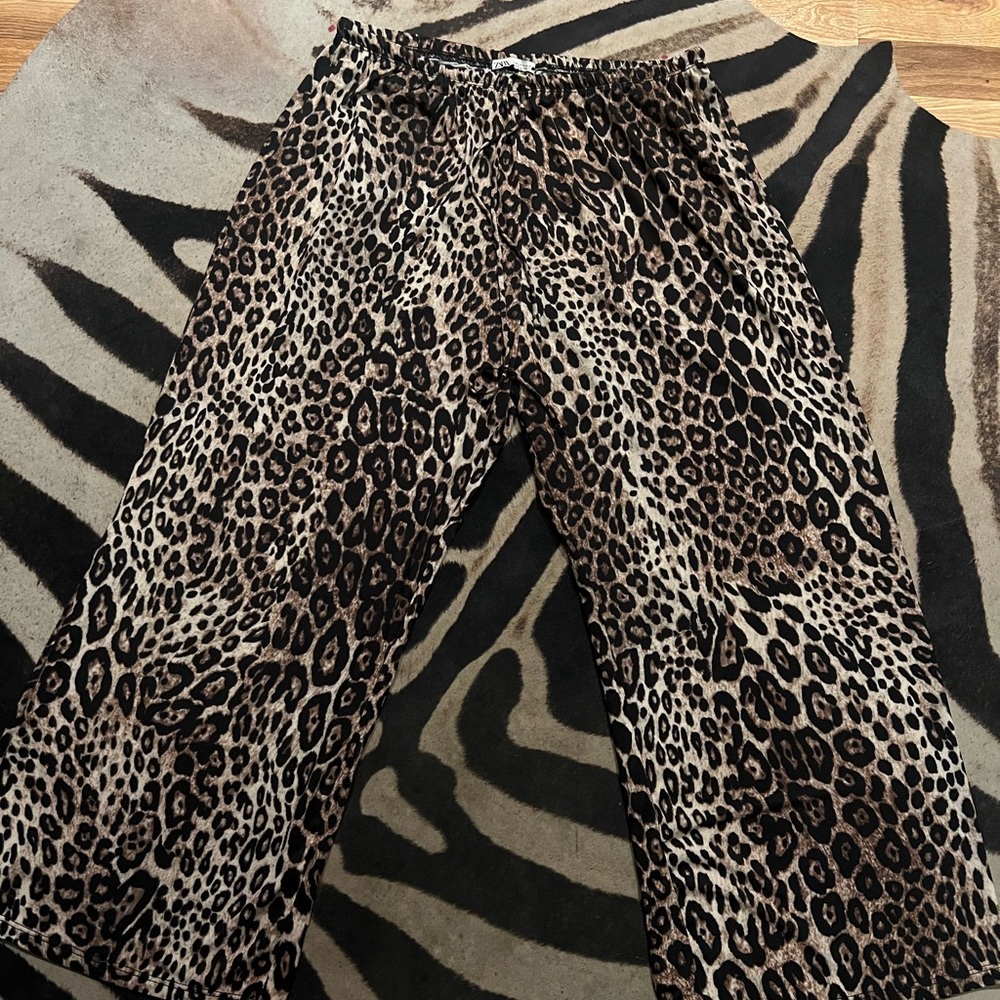 Leopard Print Wide-Leg Pants